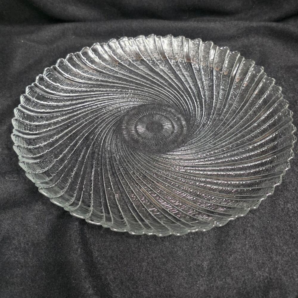 Vintage Arcoroc France Seabreeze 10” Clear Glass Spiral Swirl Dinner Plate